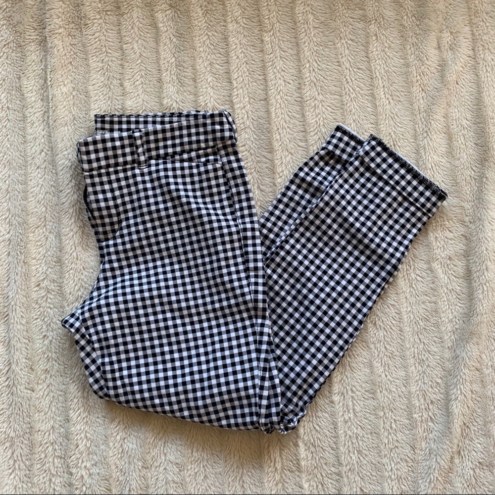 Old Navy “Pixie” Black and White Pants